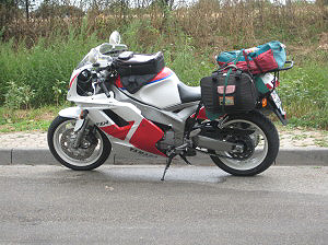 Sport-Tourer FZR1000