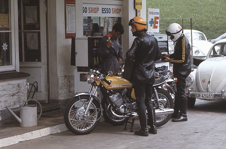 Tanken im B&uuml;ndnerland