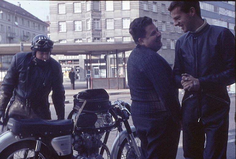 Kurt, Hans und Reini am Albisriederplatz in Z&uuml;rich