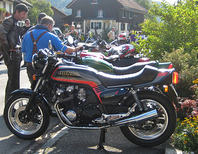 Honda CB900F