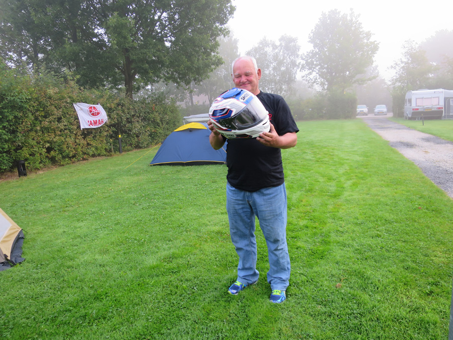 Ton showing off his new Shoei