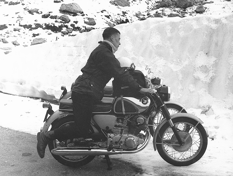 Mit der CB72 am Susten, 1965