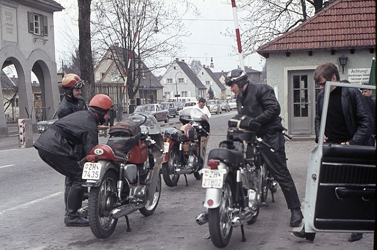 Ruedi M, Charly und Kurt auf dem Weg nach Enns/A